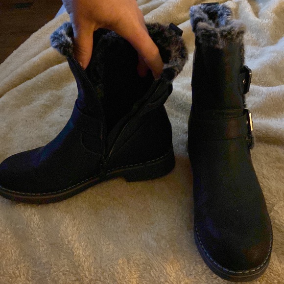 Winter boots - Picture 3 of 3